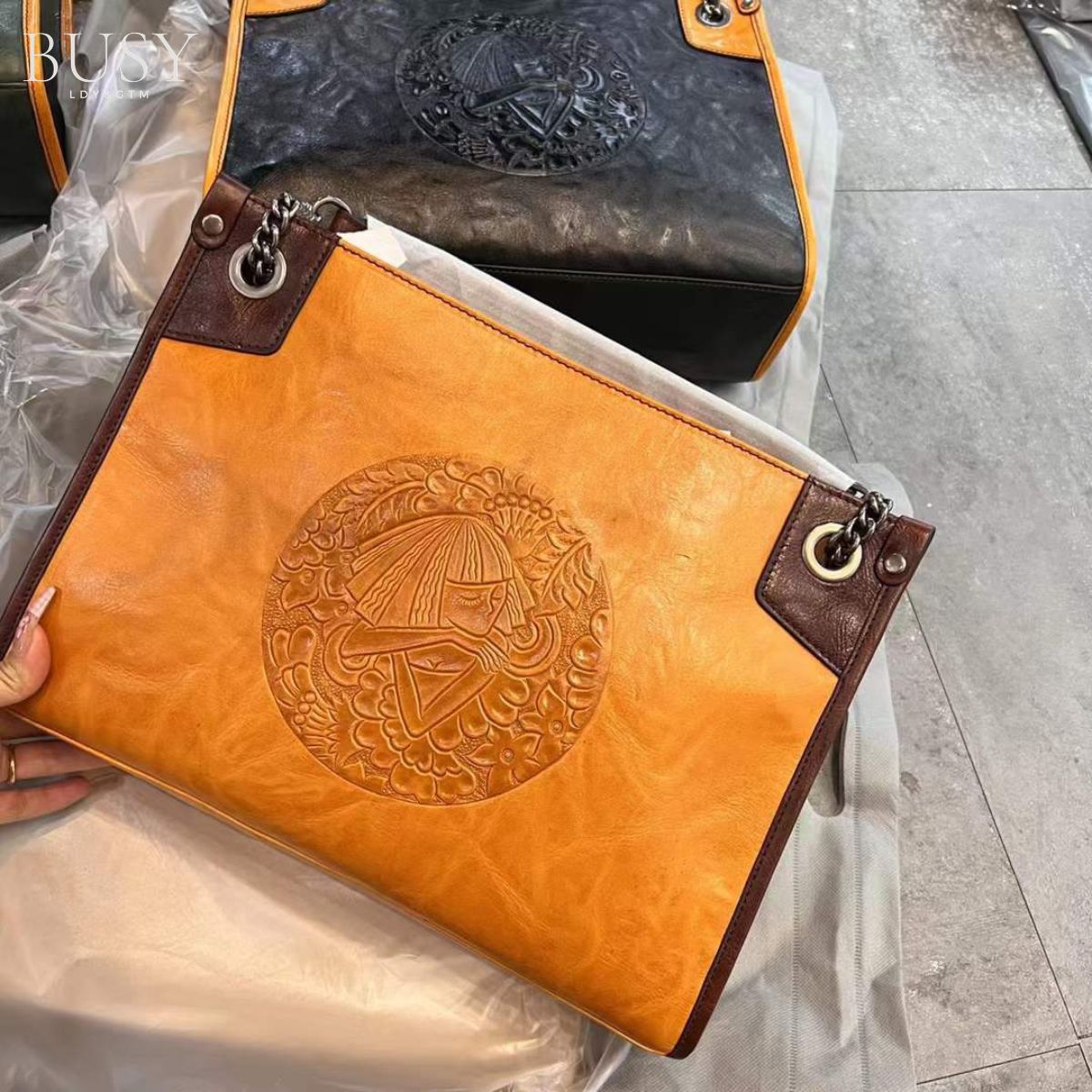 Geantă dama din piele naturală BUSY Lady & Gentleman® Atena - Maro