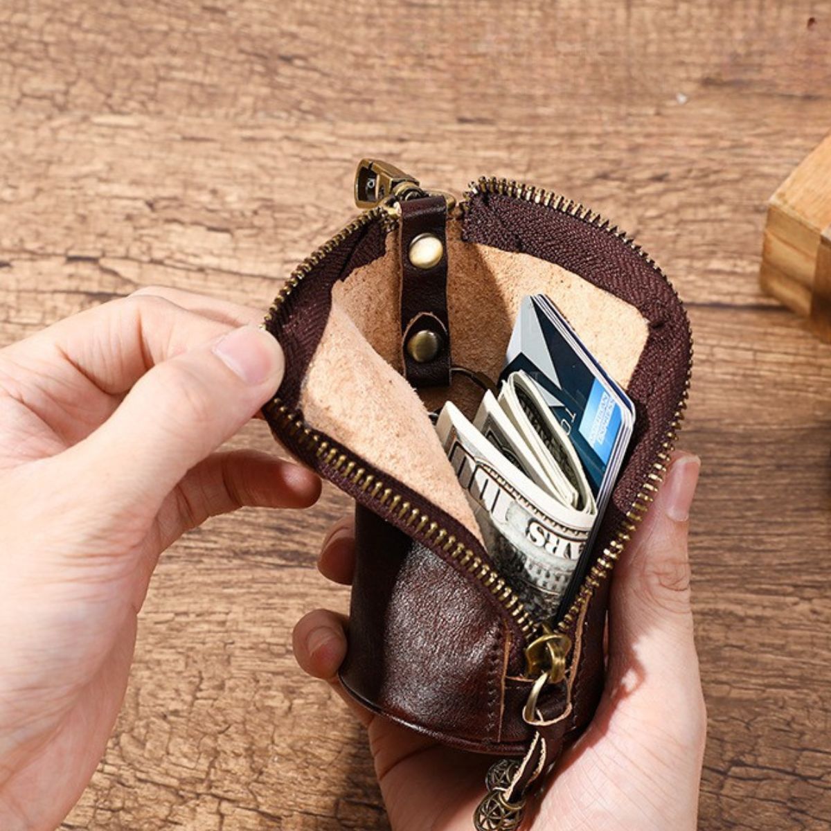 Portofel pouch din piele naturala BUSY - Maro